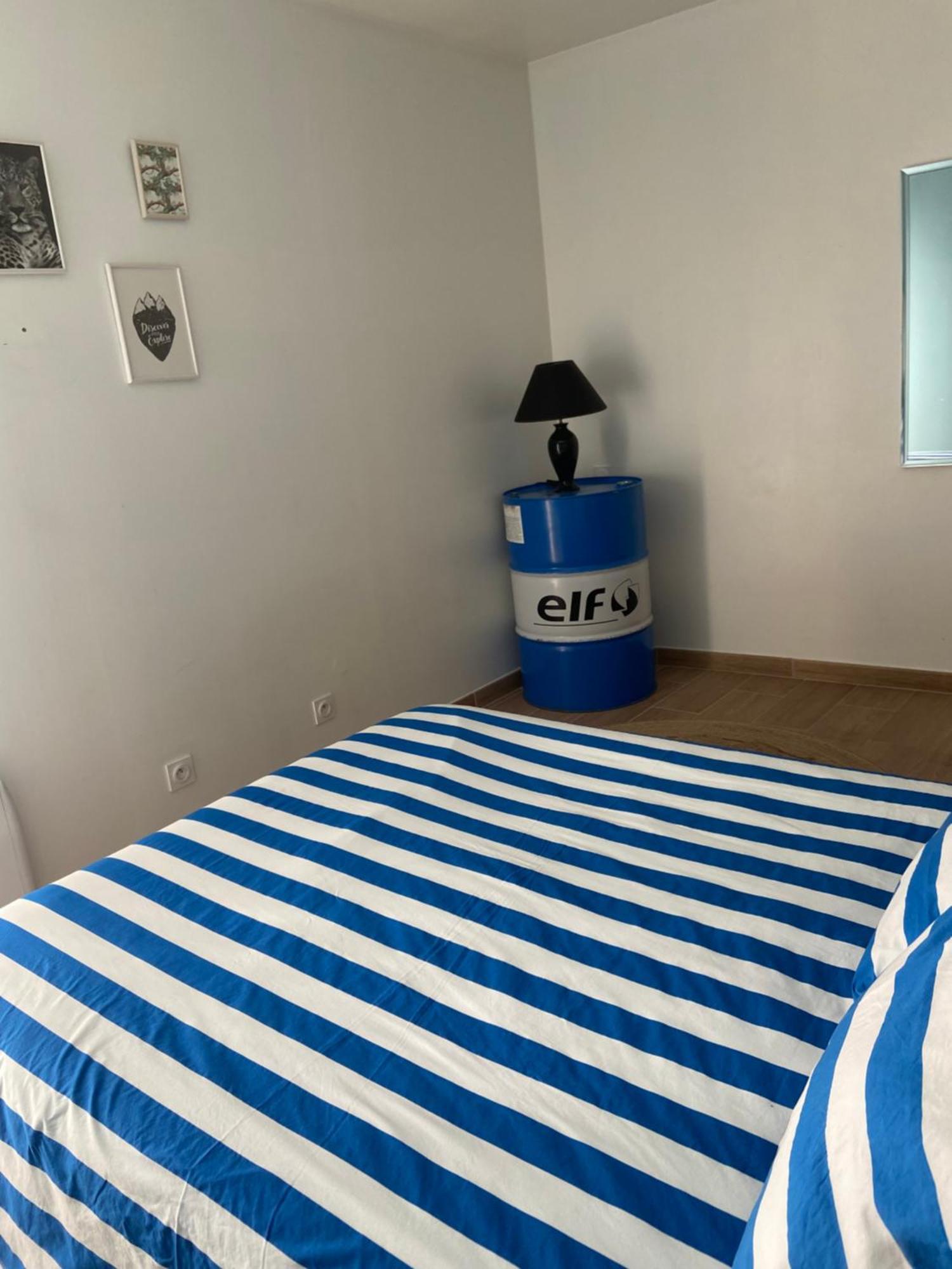 Grange Familiale 2 A 4 Holiday home Tarascon